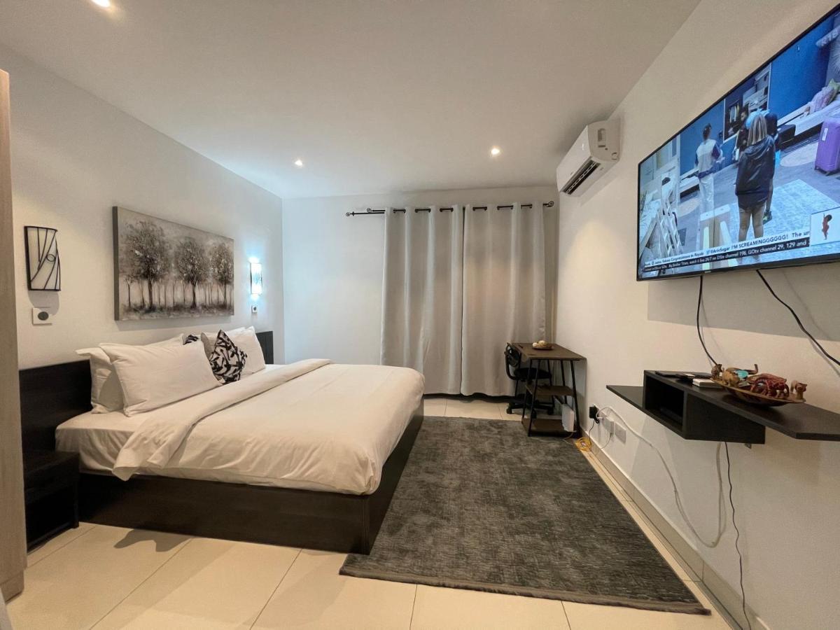 The Lennox Luxury Suites & Apartments アクラ エクステリア 写真