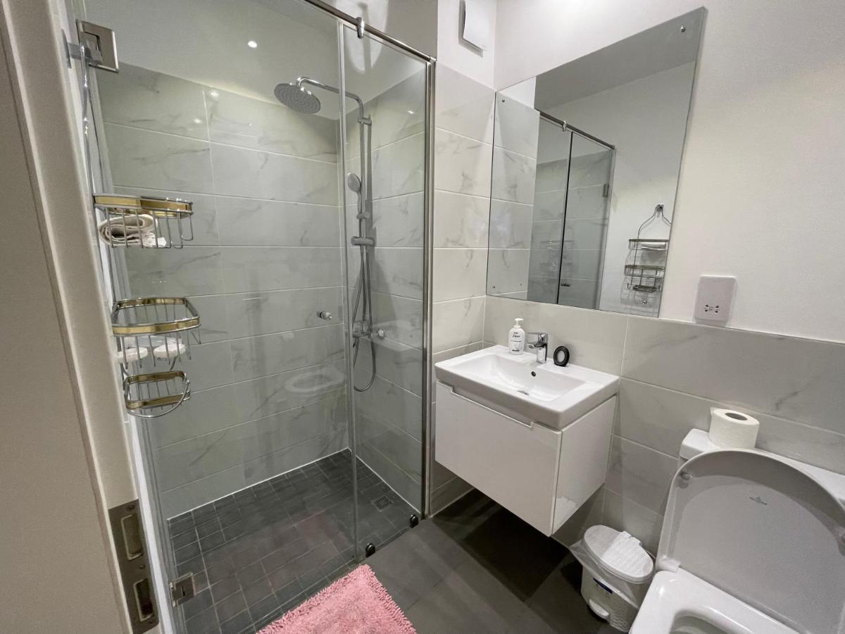 The Lennox Luxury Suites & Apartments アクラ エクステリア 写真