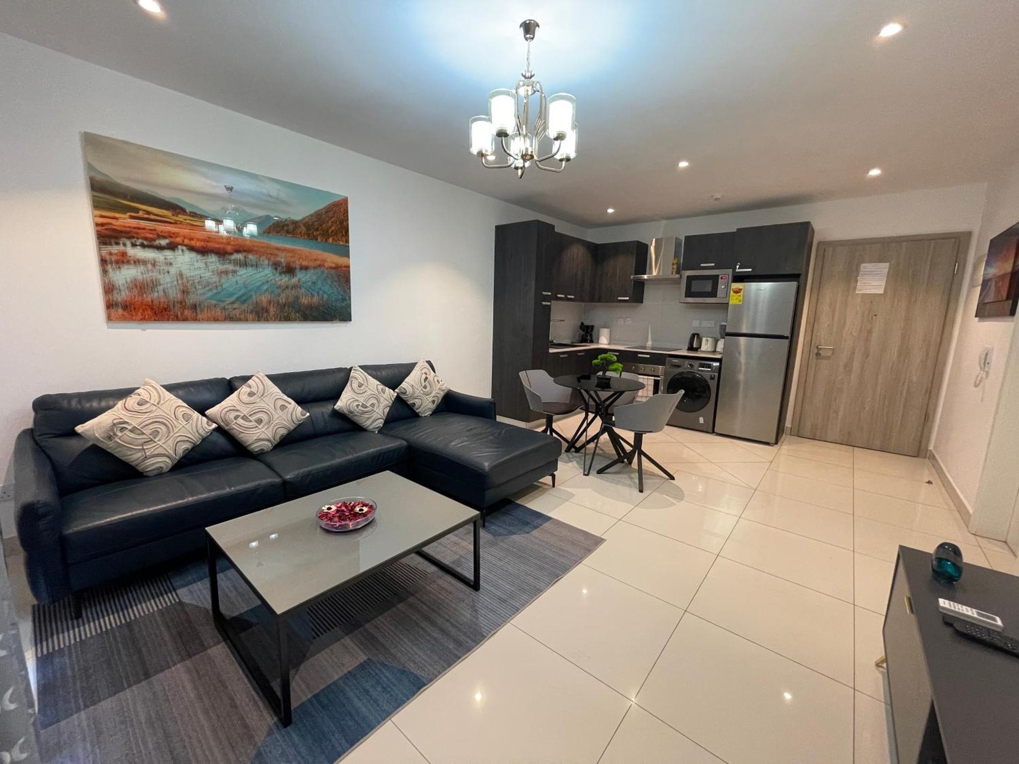 The Lennox Luxury Suites & Apartments アクラ エクステリア 写真